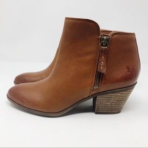 frye judy zip bootie